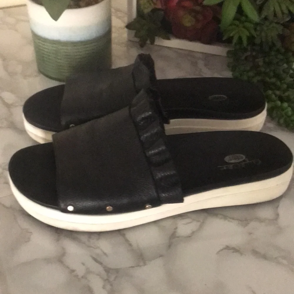 Dr. Scholl’s Sandals - Picture 2 of 6